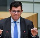 Tommelein bekijkt intrekking erkenning Vlaanderen Isoleert