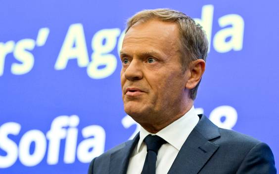 EU-president Tusk haalt fel uit naar Trump: 
