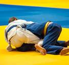 Omstreden judocoach toch op non-actief gezet