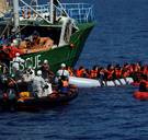 Diverse hulporganisaties staken redden van bootmigranten; veiligheid personeel onvoldoende