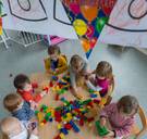 Meer jonge kinderen in Vlaanderen groeien op in kansarmoede: 