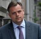 De Backer streng voor VDAB: 