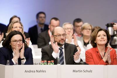 Duitse SPD gaat voor coalitie met Merkel