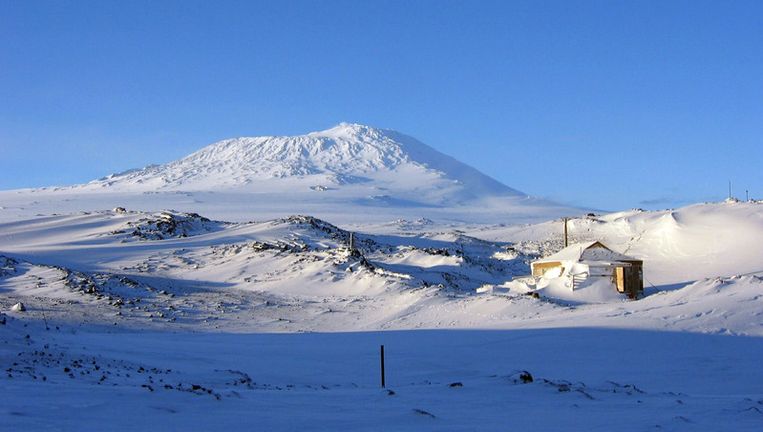 "IJs op Groenland en West-Antarctica smelt minder snel dan ...