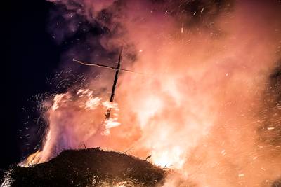 Grote paasvuren in de Achterhoek gaan misschien wél door