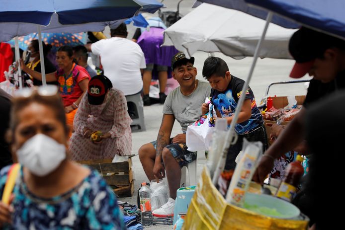 Straatverkopers bij het Zócalo-plein