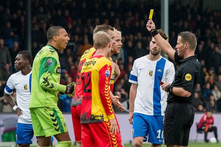 Danny Makkelie blijft koel onder alle heisa | De Volkskrant