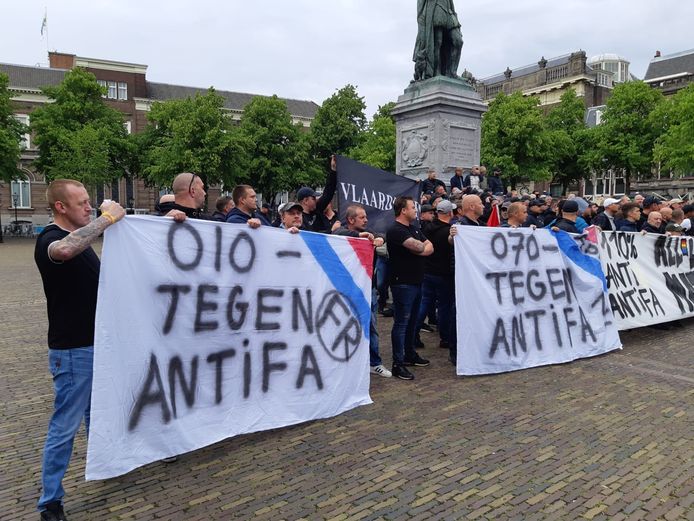 Actie in Den Haag tegen Antifa en 1,5 metersamenleving voor beeld ...