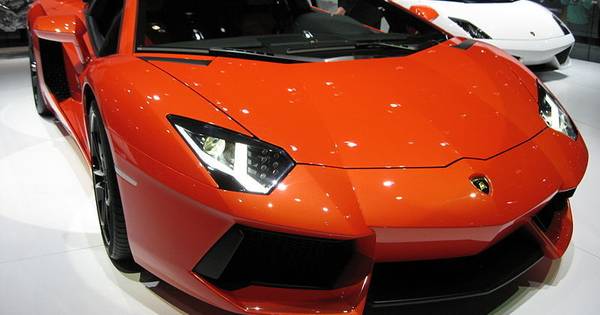 Ronaldo Trakteert Zichzelf Op Lambo Van 360 000 Euro Auto Ad Nl