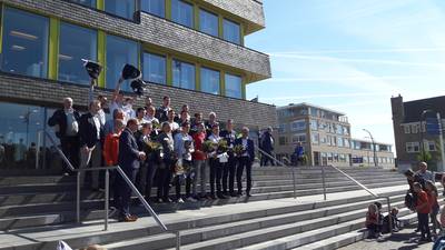 Doetinchem huldigt kampioenen Orion: ‘Reclame voor het volleybal’
