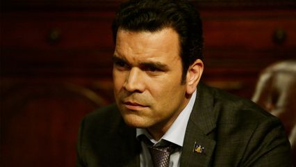 13. Le poisson pourrit toujours par la tête