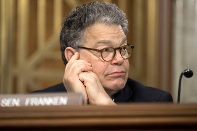 Model zet foto seksuele intimidatie door Democratische senator online