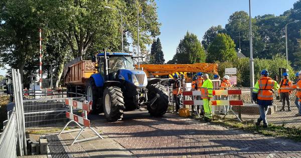 Brug Haghorst ontmanteld: scheep- én wegverkeer maandag weer op gang - BD.nl