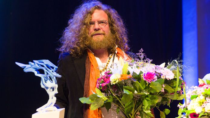 Jeroen Olyslaegers Wint Fintro Literatuurprijs Met Wil Kunst Literatuur Hln Be