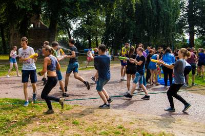 Groots watergevecht in Valkhof tijdens introductie
