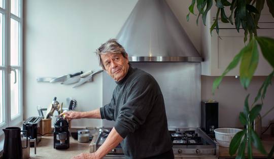Frans succesauteur Emmanuel Carrère: ‘Er is sprake van een soort duizelingwekkende devaluatie van Russische waarden’