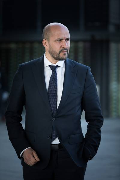 Burgemeester Marcouch mengt zich in zaak voetballer Ihattaren: ‘Jaloerse losers, blijf van hem af’