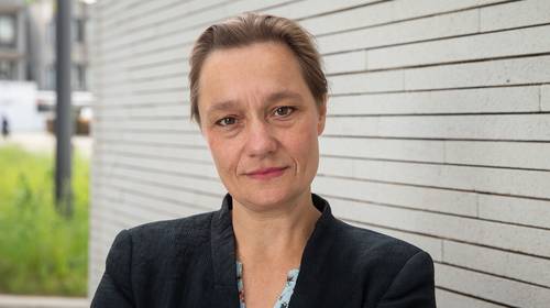 GEES-voorzitter Erika Vlieghe: Zorgwekkend hoe traag overheid zich voorbereidt op tweede golf”