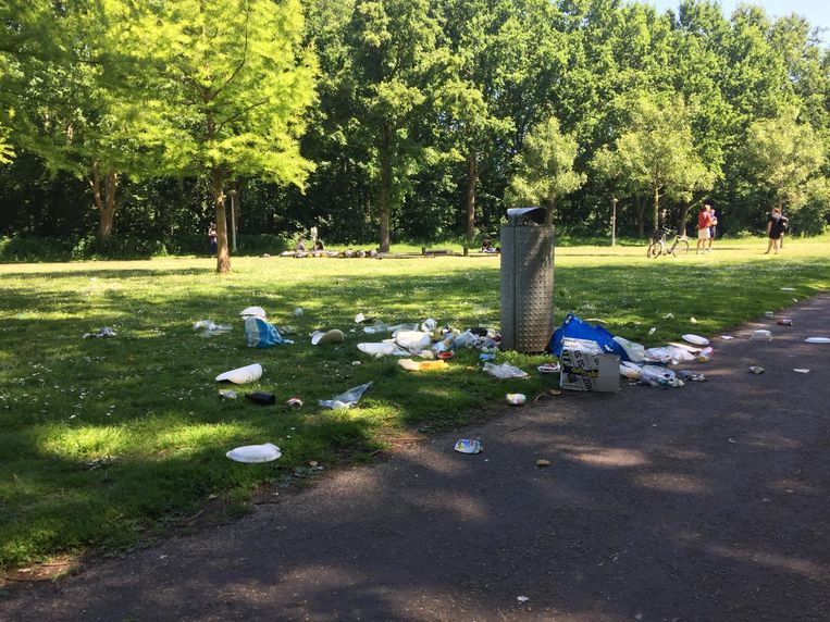 Woede om rondslingerend vuil: ‘Dit is vragen om een rattenplaag’