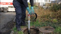 Crashende olieprijs heeft ook gevolgen aan de pomp: tank stookolie 400 euro goedkoper dan twee maanden geleden