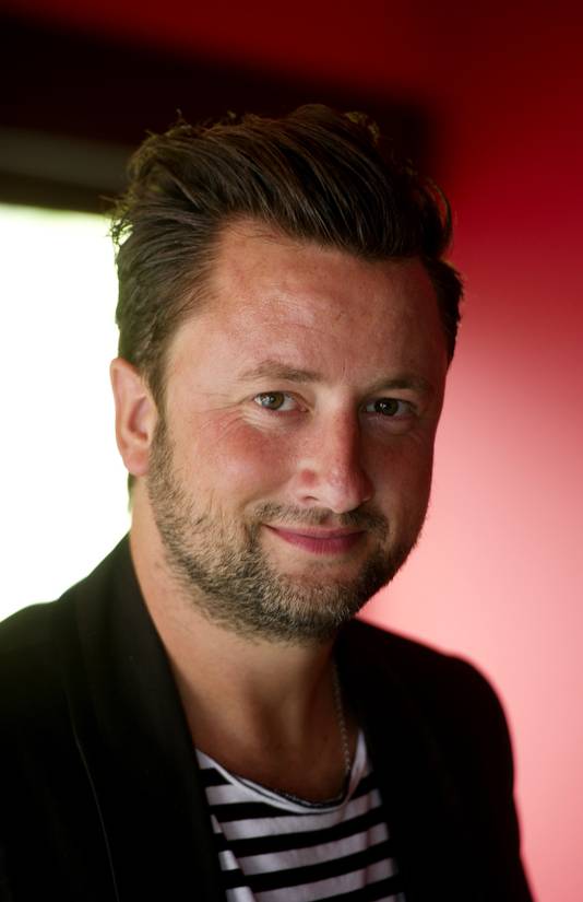Eddy Zoëy gepasseerd als presentator Robinson | TV & Radio ...