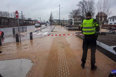 Jongen steekt leeftijdgenoot neer bij station, slachtoffer zwaargewond