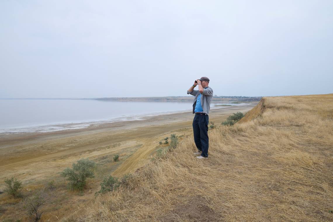 Tommy Wieringa over de ecocide in Oekraïne: ‘Niets ontsnapt aan het geweld, niet op de grond, noch in het water of in de lucht’