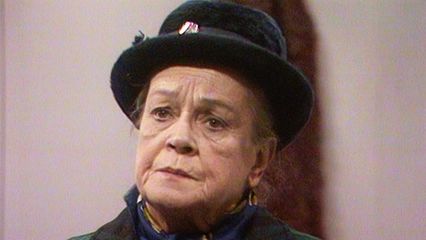 11. Mevrouw Hamer