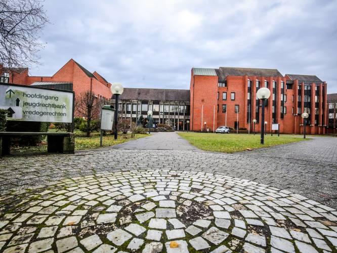 Kapellen stelt sporthal Putte ter beschikking als ...