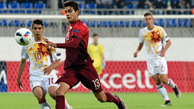Portugal verslaat Spanje in finale EK voetbal U17 ...
