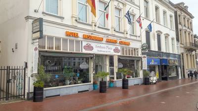 Omstreden hotelbaas Arnhem moet restaurant in Duiven gedwongen verkopen