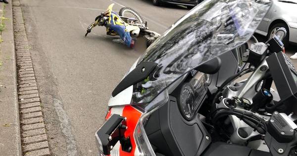 Politie achtervolgt overlastgevende crossmotor in Breda | Breda - BN DeStem