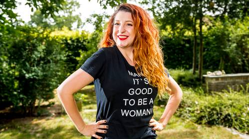 ‘Te sexy geklede’ Kaat Bollen (34) in beroep tegen beslissing psychologencommissie: “Wat ik aanheb, zegt niets over wie ik ben als mens”