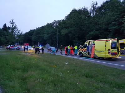 Traumahelikopter geland voor geschepte fietser bij Renkum