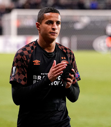 Verbeek In Kleedkamer Heerst Grafstemming Nederlands Voetbal Destentor Nl