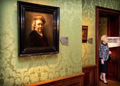 Aftrap Rembrandtjaar: Beatrix opent expositie in Mauritshuis