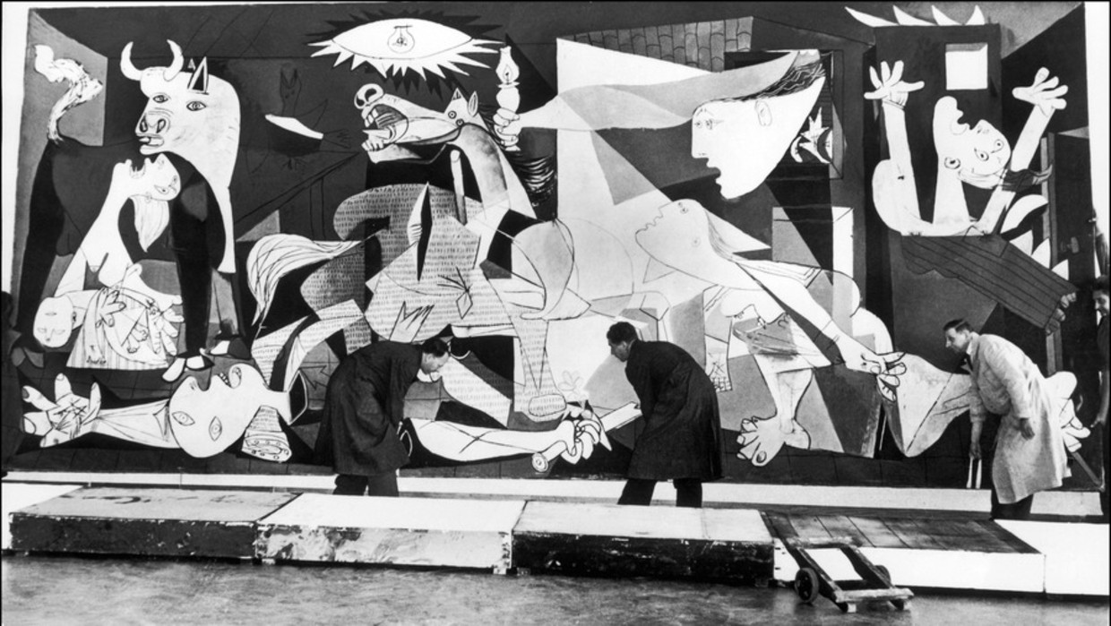 Picasso Guernica / The Monkey Buddha: Picasso's "Guernica" in 3D - Perhaps because picasso learned about the guernica bombing by reading an article in.