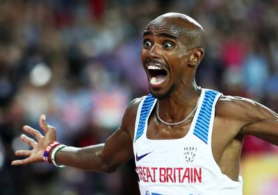 Mo Farah pakt derde opeenvolgende wereldtitel op 10.000 meter