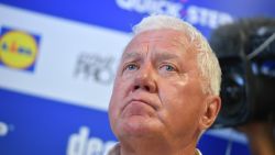 Lefevere in de clinch met journalist: “Mislukte coureur. Moet je mijn bril even lenen?”