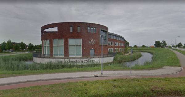 School herdenkt bij heftruckongeluk Dodewaard overleden leerling (15) - De Gelderlander