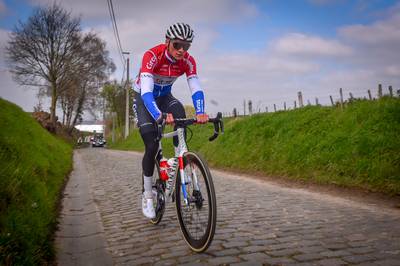 Van der Poel de sterkste in Grand Prix de Denain