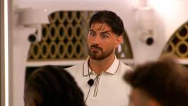 Bekijk het volledig seizoen van Love Island UK: All-stars op VTM ...