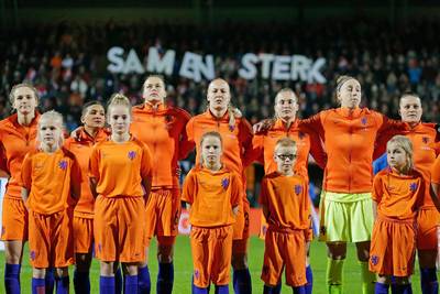 Recordaantal toeschouwers voor Leeuwinnen in Eindhoven