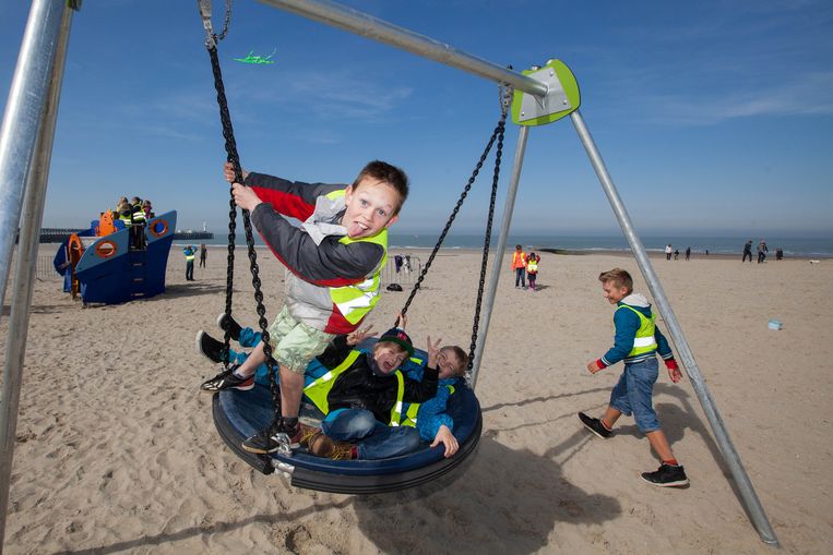 Wallpaper Geen Speelplein Op Strand Meer Blankenberge In De Buurt Hln For Android