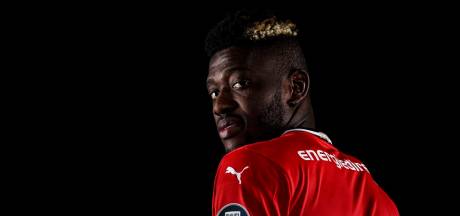 Donyell Malen Binkie En Boer Tegelijk Psv Bd Nl