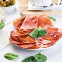 Paté, salami, ham? Nee, dít is één van de ongezondste vleeswaren voor op brood