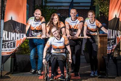 Deldense MS-patiënt gaat met rolstoel naar de top van Mont Ventoux