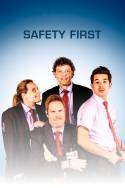 Safety First - De leukste fragmenten en acties