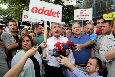 Turkse oppositieleider begint aan protestmars van Ankara naar Istanboel