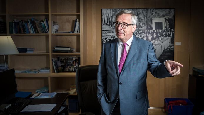 Met het Verdrag van Rome werd in 1957 de EEG opgericht, voorloper van de Europese Unie. Junker wordt er dagelijks aan herinnerd: de foto hangt in zijn werkkamer.